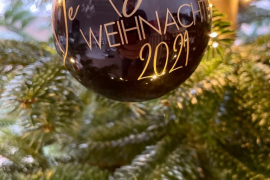 12.2021 - Weihnachtskugel Tradition